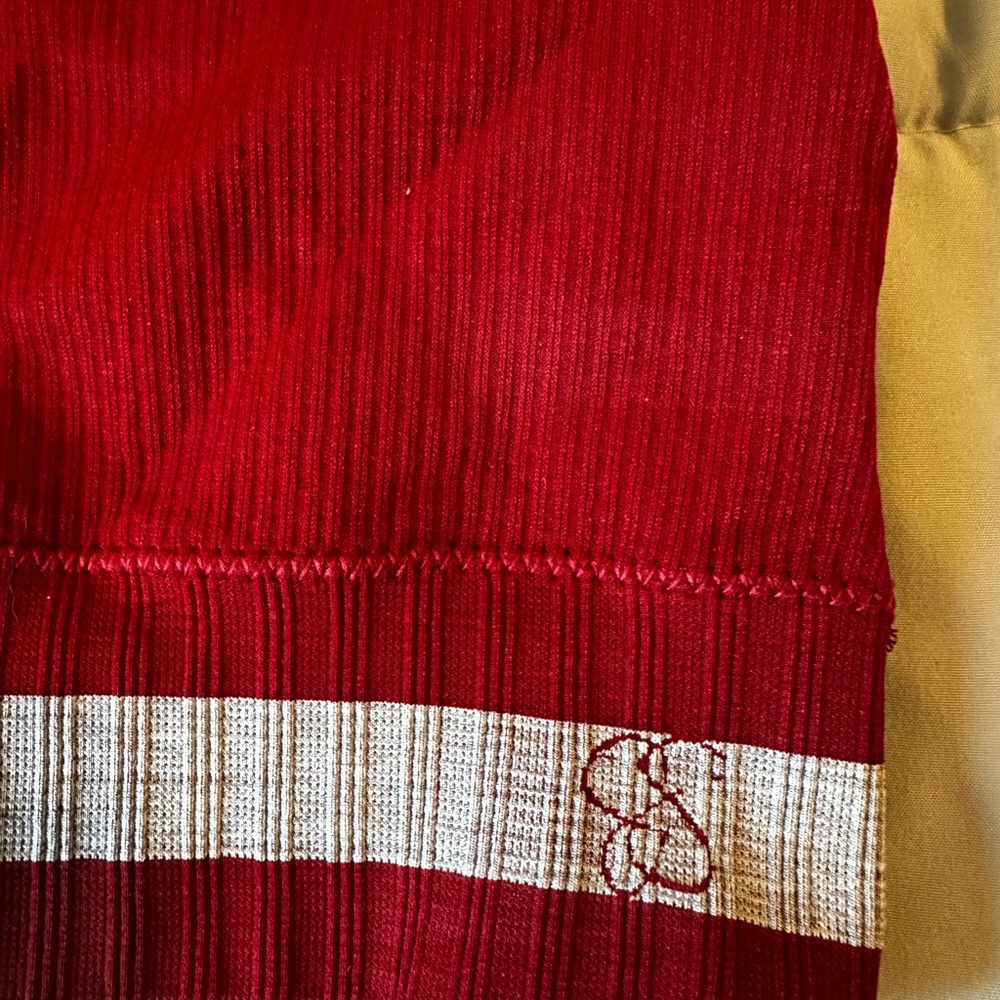 Jessica Simpson Red Racerback Sports Bra - Picture 2 of 6